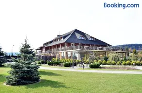 Hotel Świętokrzyski Dwór - Image 1