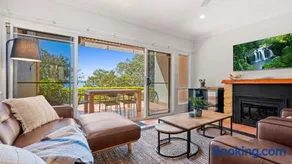 Tinaroo Lodge Lakeview Escape with Pool Access - Image 1