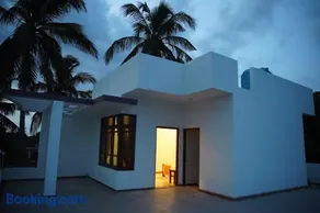 Harbour Front Villa - Image 1