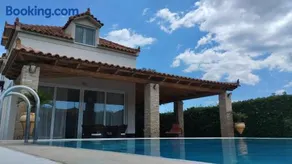 Ermioni Villas - Image 4