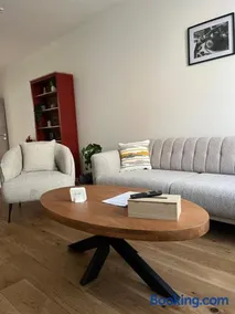 FDS Cosy House - Image 1