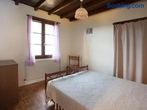Gîte 65 m² avec cheminée, terrasse et jeux pour enfants - Image 2