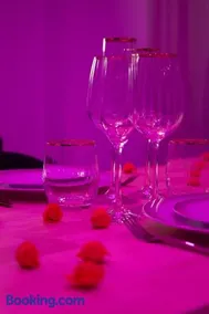 Love Room Royan - Image 1