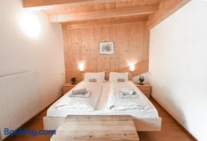 Gasthof Jägerheim - Image 1