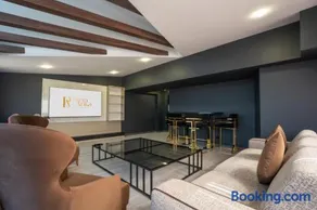 Pera Anka Hotel - Image 1
