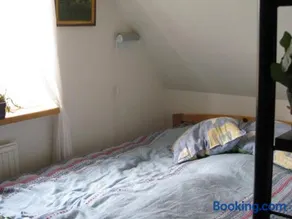 Stuga i skogsbryn - Image 2