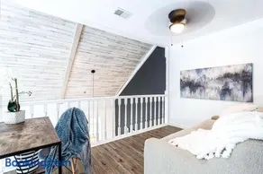 Scandi Chic-mins to KSU, Sleeps 5, wKing, pet friendly - Image 2