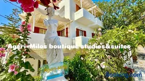 Deluxe Studios & Suites Ageri-Milos - Image 2