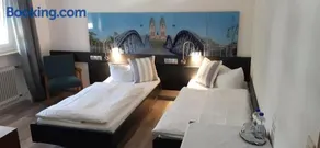 Hotel Bären Garni - Image 1