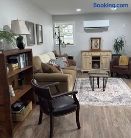 NC Foothills Cottage with Views - Image 3