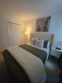 Chic Modern Retreat Private Bedroom in Modern Home - Image 1