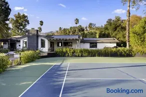 Luxury Ojai Escape Pool, Jacuzzi & Tennis Court - Image 4