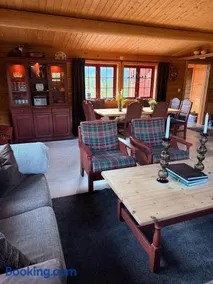 Spacious mountain cabin in Valdres with 3 bedrooms - Image 4