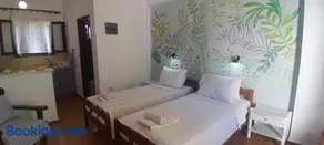 PARACHOS Trulos beach accomodation 500 metres from the sea - Image 3