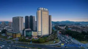 JI Hotel Ningbo Zhenhai Tulip Center - Image 1