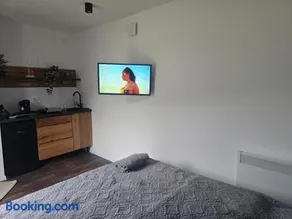 Legenda Lotrilor - Căsuțe & Glamping Brezoi - Image 4