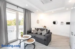 Luxury - Jacuzzi Apartments Near Rome - Image 1