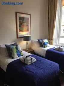 Trefoil Apartment - 2 Bedrooms - Image 2