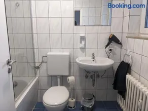 Monteurwohnung Ferienwohnung Business Appartement EG Langenfeld - Image 2