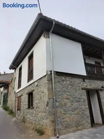 CASA SANTIBAÑEZ DE LA FUENTE - Image 1