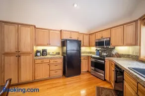 13 Elk Lane - Image 3