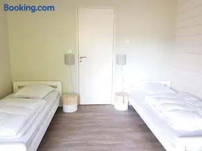 Appartement cosy à Saint-Paul-en-Chablais avec parking privé, 2 chambres pour 6 personnes - FR-1-498-29 - Image 3