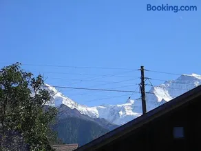 Dorner Rustic Chalet - Image 2