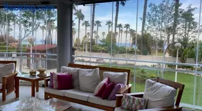 APARTAMENTO CON ESPECTACULAR TERRAZA FRENTE AL MAR - Image 2