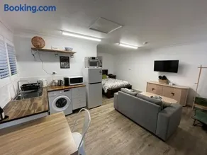 Studio Apartment in East Toowoomba - Image 1