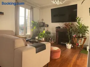 Chambre paisible face aux thermes-ch1- Check après 16h30 - Image 2