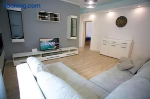 Apartament Arpika - Image 1