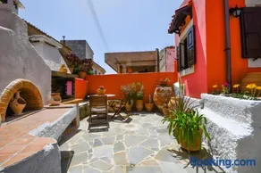 Archanes House - Image 2