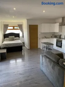 The Bungalow - Image 2