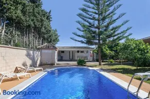Chalet Los Delfines - Image 1