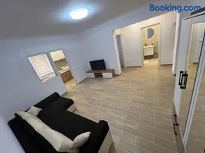 Dream Accommodation - with free Parking - Image 2