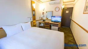 Toyoko Inn Shin-Osaka Chuo-guchi Shinkan - Image 4