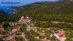 Secluded house with a parking space Cove Rasohatica, Korcula - 16651 - Image 3