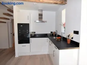Hares Barn - Image 3