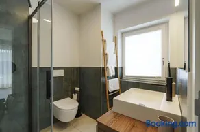 Mountain View Suites - Image 4