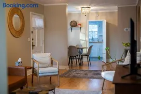 Charming 1940s Bungalow Cozy Vibes & Vintage Style - Image 4