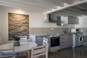 Anthi's House Center - Image 3