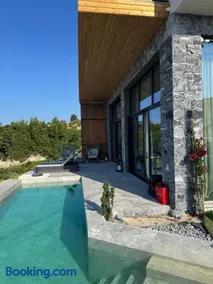 Alikanto 5 bedrooms 5 bathrooms LUXURY House with pool - Image 3
