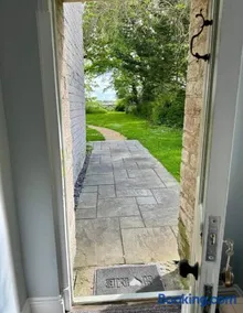 Luxury Retreat at The Old Rectory - Image 4