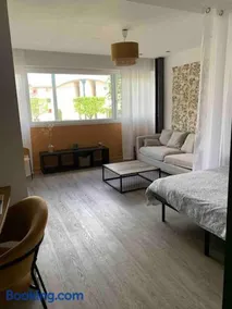 Charmant studio cosy avec parking - Image 2