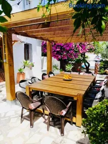 Finca Craig, Spacious Farmhouse with amazing garden and private heated pool - Image 1