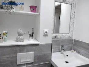 Charming pied-à-terre - Image 2