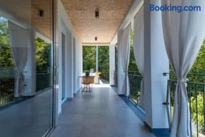 Naima Boutique Villa - Image 4