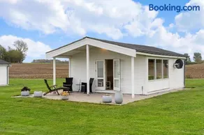 On the Beach - Summerhouse - Image 2