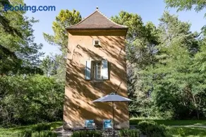 Romantic Dovecot near Saint Germain de Belvès - Image 1