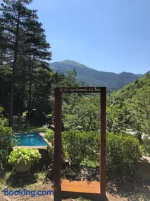 Els Apartaments del bosc - Image 2